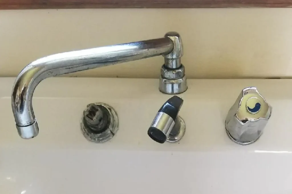 Faucet-Repair.jpg